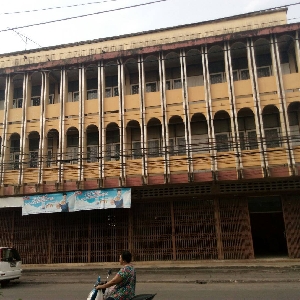 Code 640 Commercial building behind Kawila military base