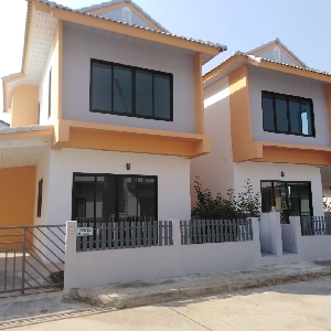 Code KRB8689 Twin Townhome in Hang Dong 