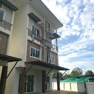 Code 808 Town house on the 2nd outer ring road